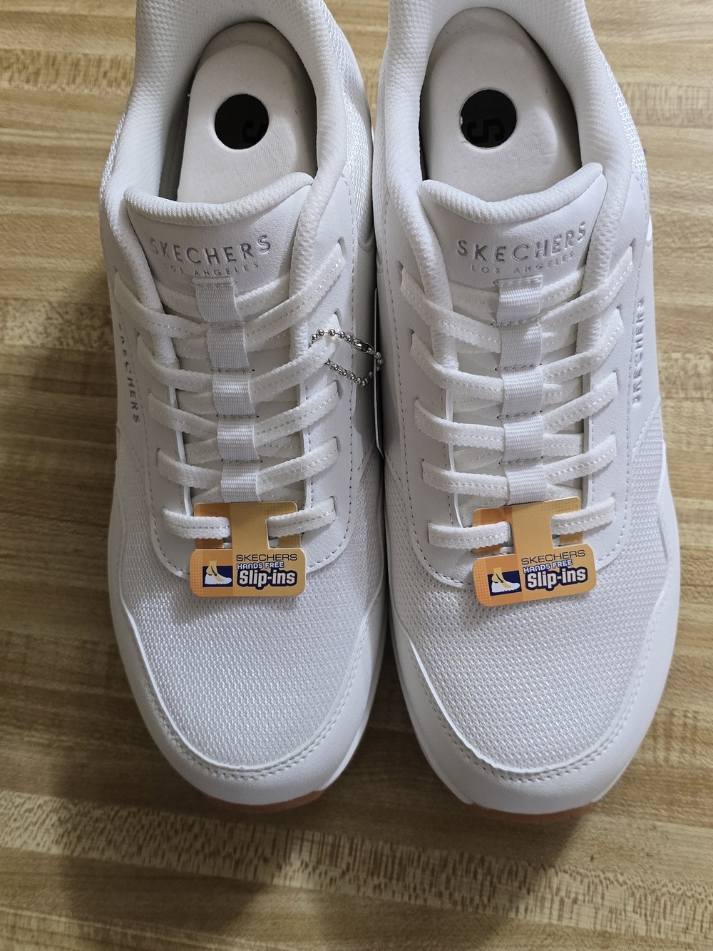 Skechers Women’s 10 White Slip-Ins Memory Foam Sneakers Banksia Memory Foam